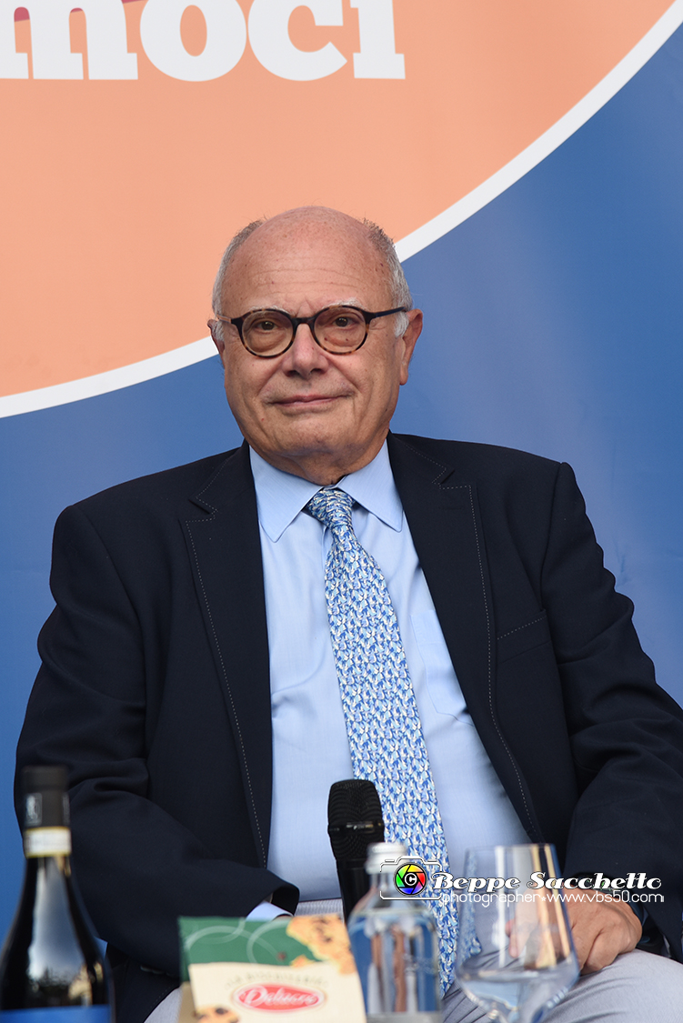 VBS_7880 - Lilli Gruber intervista Massimo Galli Infettivologo.jpg